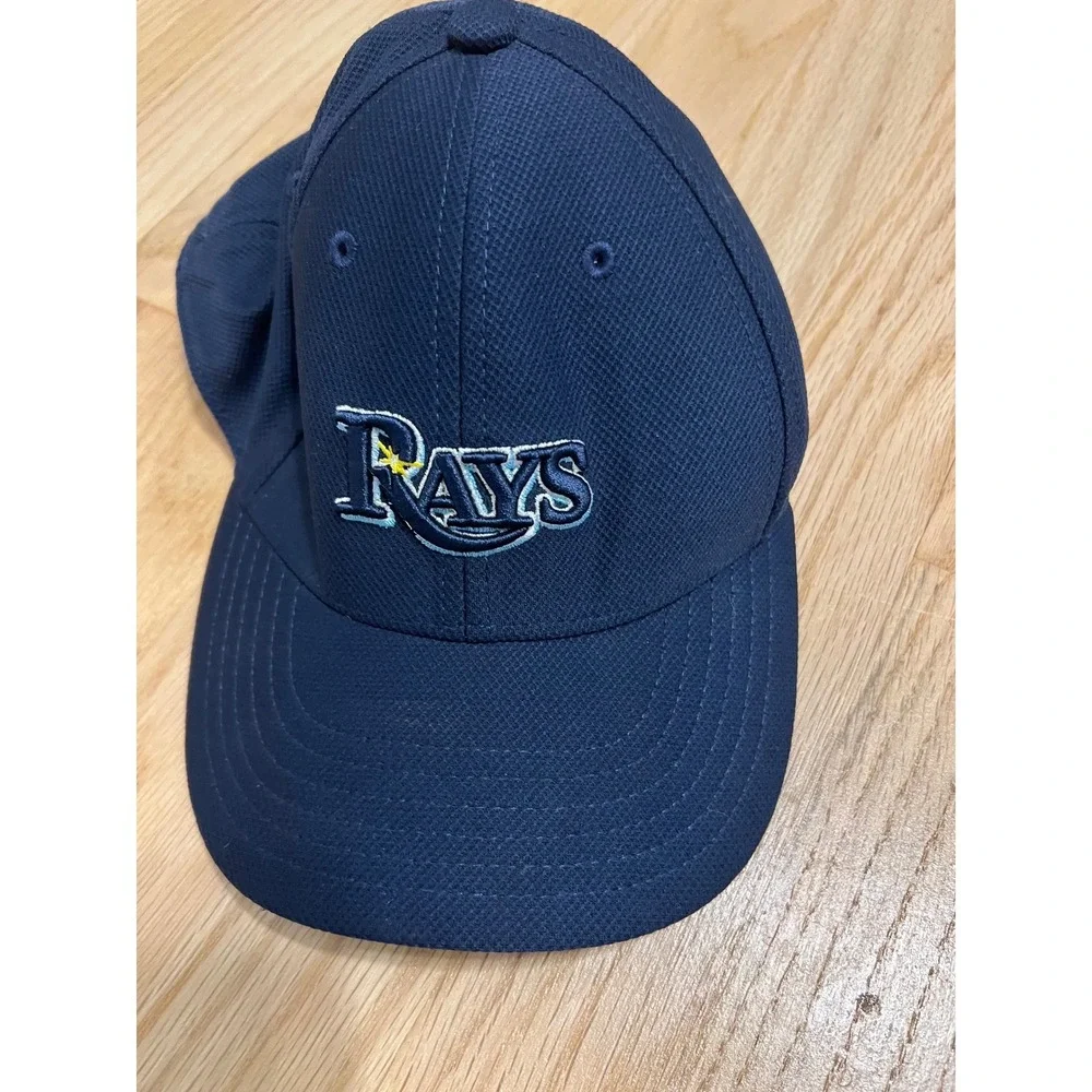 Under Armour Tampa Bay Rays Youth XS/SM Navy Blue Baseball Cap MLB Hat 1317803